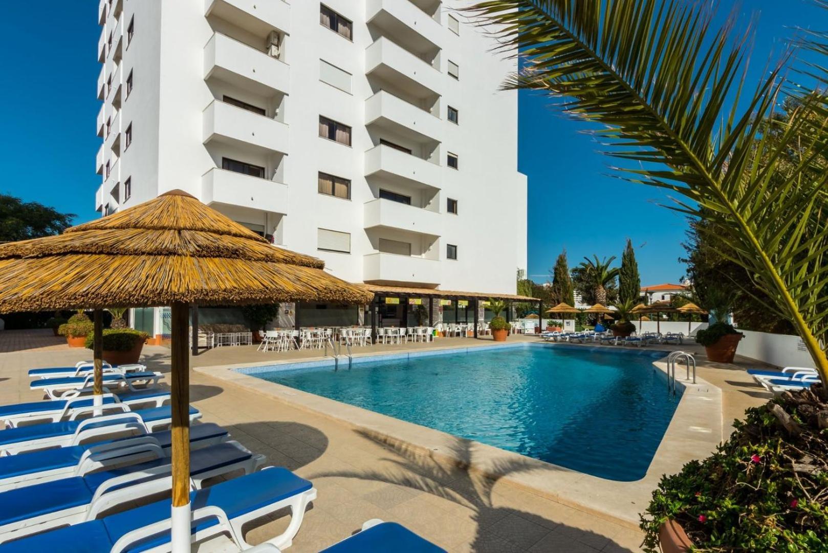 The Albufeira Concierge - Pool & Sunset Balconies Lägenhet Exteriör bild